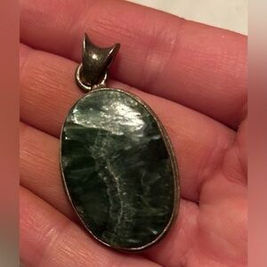 Elegant Green Stone Pendant